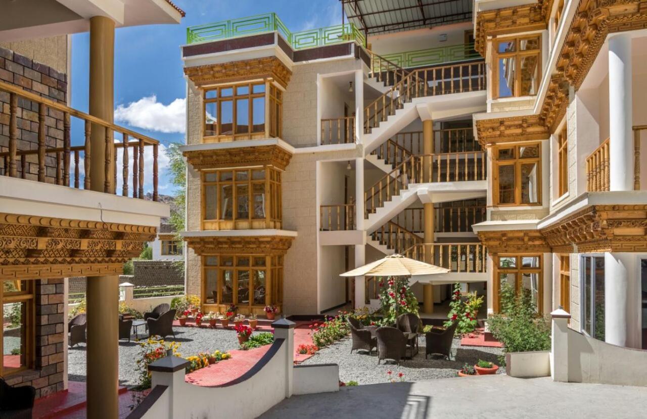 Hotel Om Ladakh ليه المظهر الخارجي الصورة