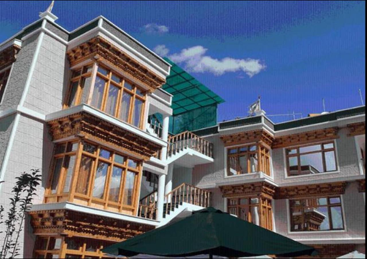 Hotel Om Ladakh ليه المظهر الخارجي الصورة